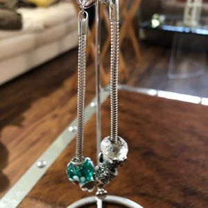 💍 Silver snake charm bracelet